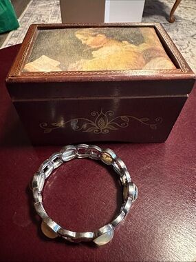 Vintage Musical Jewelry Box & Silver-Tone Stretch Bracelet - Women Jewelry